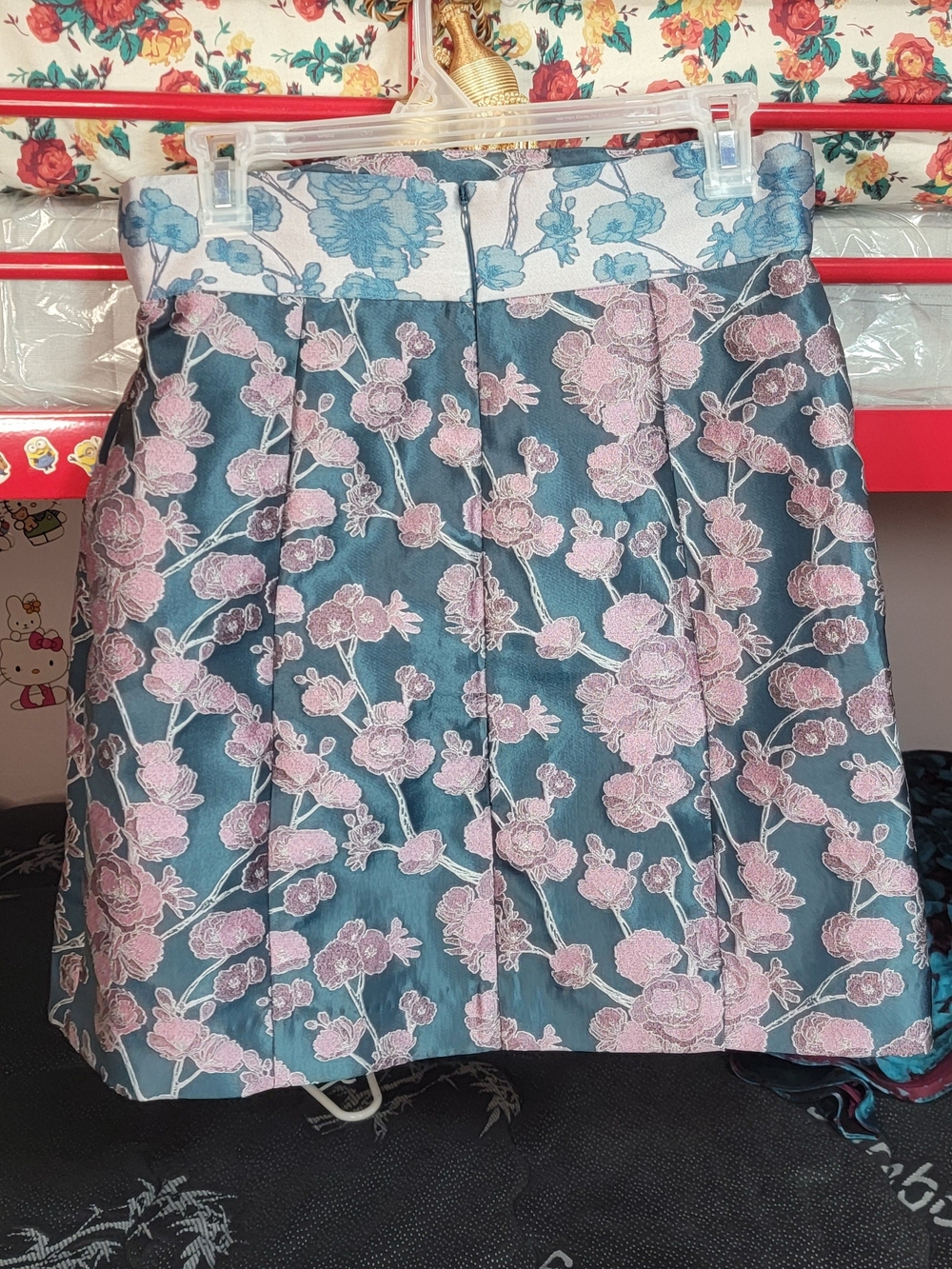 Elliatt Teal Midi Skirt with Pink Floral Embroidery Size Medium - Picture 2 of 7